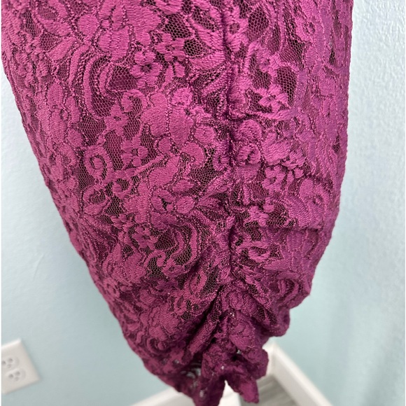 Jessica Simpson Maternity Lg Purple Lace Side Ruch Scoop Neck Built In Cami - Picture 7 of 12